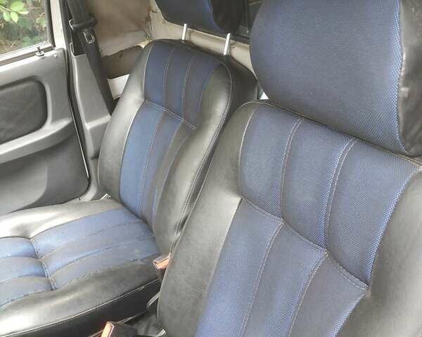 Белый ЗАЗ 1102 Таврія-Нова, объемом двигателя 12 л и пробегом 235 тыс. км за 1100 $, фото 2 на Automoto.ua