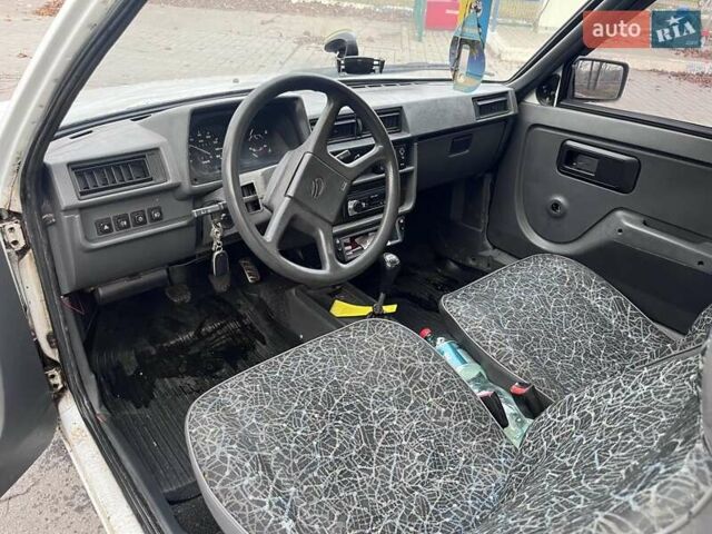 Белый ЗАЗ 1102 Таврія-Нова, объемом двигателя 1.2 л и пробегом 25 тыс. км за 500 $, фото 11 на Automoto.ua