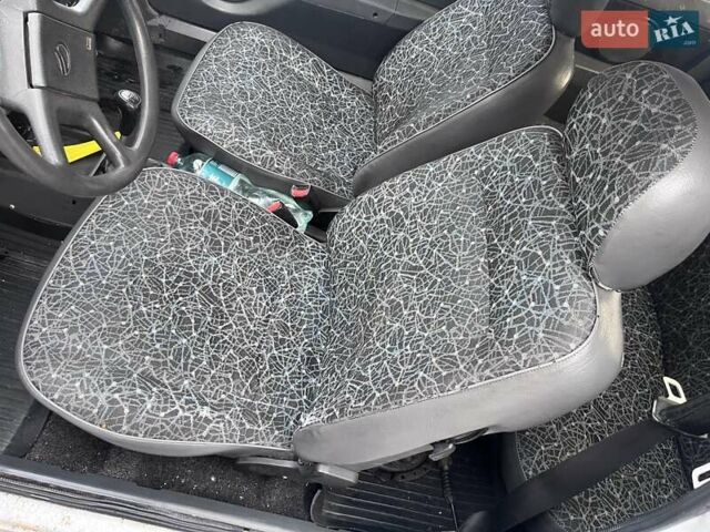 Белый ЗАЗ 1102 Таврія-Нова, объемом двигателя 1.2 л и пробегом 25 тыс. км за 500 $, фото 13 на Automoto.ua