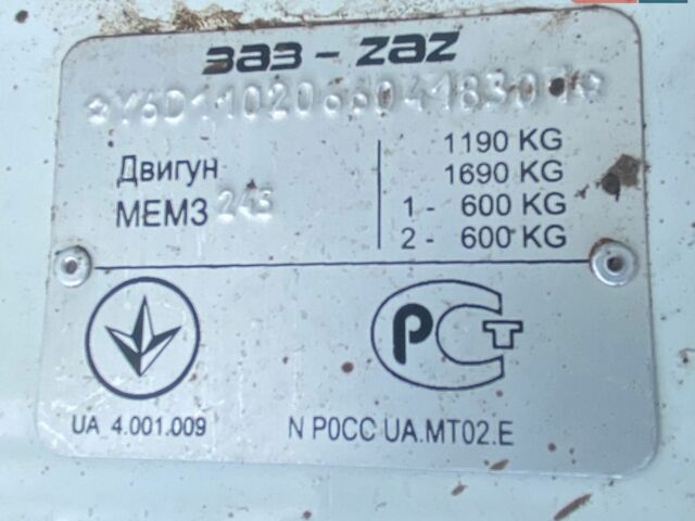 Белый ЗАЗ 1102 Таврія-Нова, объемом двигателя 1.1 л и пробегом 90 тыс. км за 800 $, фото 7 на Automoto.ua