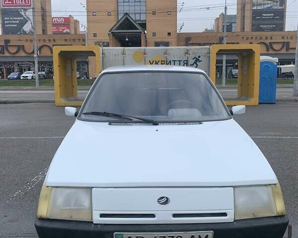 Белый ЗАЗ 1102 Таврія-Нова, объемом двигателя 1.2 л и пробегом 56 тыс. км за 1700 $, фото 5 на Automoto.ua