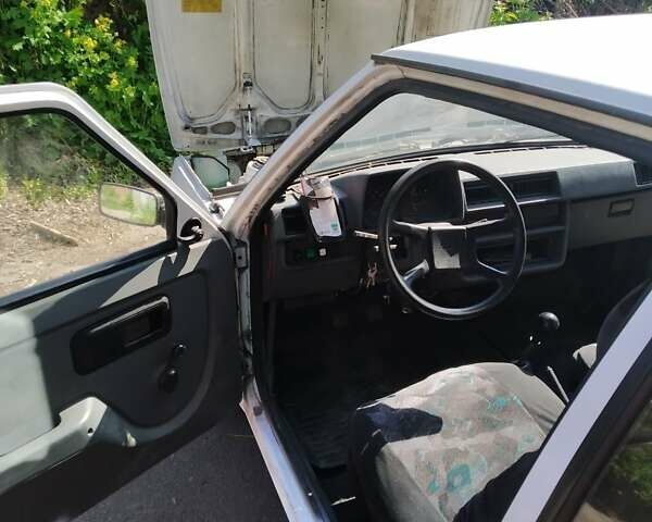 Белый ЗАЗ 1102 Таврія-Нова, объемом двигателя 1.09 л и пробегом 50 тыс. км за 650 $, фото 11 на Automoto.ua