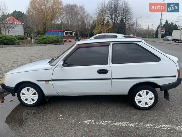 Белый ЗАЗ 1102 Таврія-Нова, объемом двигателя 1.2 л и пробегом 56 тыс. км за 1700 $, фото 1 на Automoto.ua