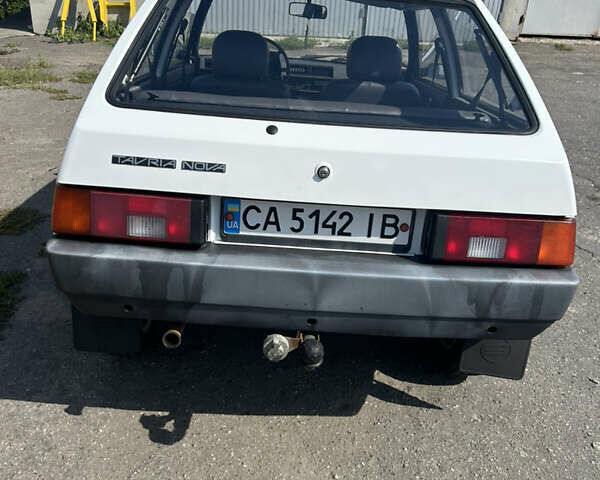 Білий ЗАЗ 1102 Таврія-Нова, об'ємом двигуна 1.09 л та пробігом 40 тис. км за 2000 $, фото 2 на Automoto.ua