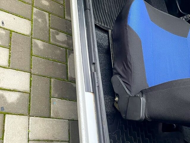 Белый ЗАЗ 1102 Таврия-Нова, объемом двигателя 1.1 л и пробегом 44 тыс. км за 1900 $, фото 7 на Automoto.ua