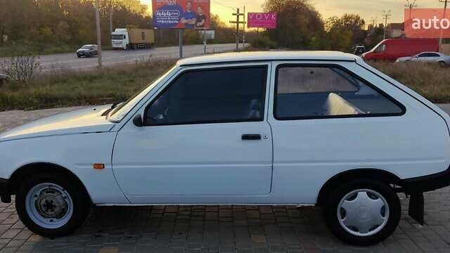 Белый ЗАЗ 1102 Таврія-Нова, объемом двигателя 1.1 л и пробегом 96 тыс. км за 1100 $, фото 6 на Automoto.ua