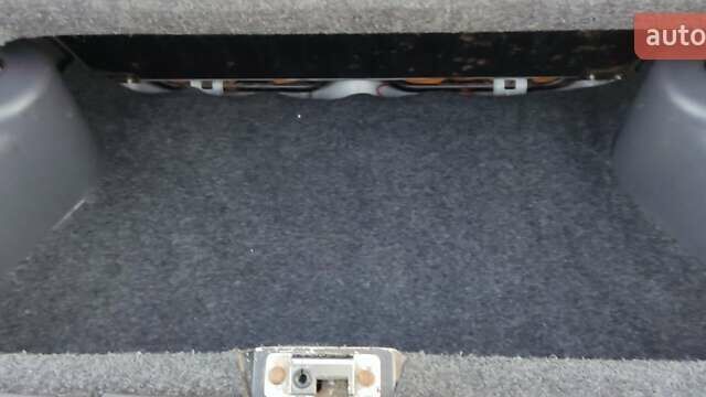 Белый ЗАЗ 1102 Таврія-Нова, объемом двигателя 1.1 л и пробегом 96 тыс. км за 1100 $, фото 5 на Automoto.ua