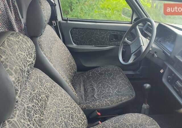 Белый ЗАЗ 1102 Таврія-Нова, объемом двигателя 1.2 л и пробегом 215 тыс. км за 1000 $, фото 11 на Automoto.ua