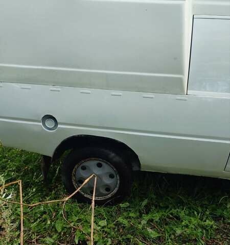 Белый ЗАЗ 1102 Таврія-Нова, объемом двигателя 1.2 л и пробегом 215 тыс. км за 1000 $, фото 2 на Automoto.ua