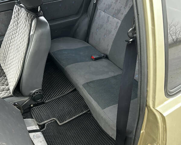 Бежевый ЗАЗ 1102 Таврія-Нова, объемом двигателя 1.2 л и пробегом 85 тыс. км за 1200 $, фото 7 на Automoto.ua