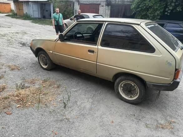 ЗАЗ 1102 Таврия-Нова 2003 в Днепре (Днепропетровске) на Automoto.ua Бежевый ЗАЗ 1102 Таврия-Нова, объемом двигателя 1.1 л и пробегом 800 тыс. км за 433 $, фото 2 на Automoto.ua