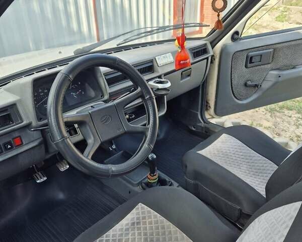 Бежевий ЗАЗ 1102 Таврія-Нова, об'ємом двигуна 1.1 л та пробігом 450 тис. км за 990 $, фото 4 на Automoto.ua