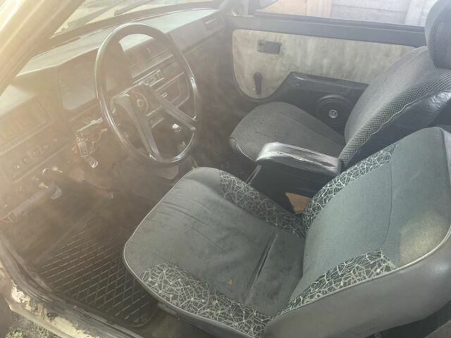 ЗАЗ 1102 Таврия-Нова 2003 в Днепре (Днепропетровске) на Automoto.ua Бежевый ЗАЗ 1102 Таврия-Нова, объемом двигателя 1.1 л и пробегом 800 тыс. км за 433 $, фото 8 на Automoto.ua