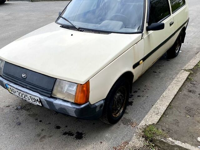 Бежевый ЗАЗ 1102 Таврия-Нова, объемом двигателя 1.1 л и пробегом 150 тыс. км за 500 $, фото 2 на Automoto.ua