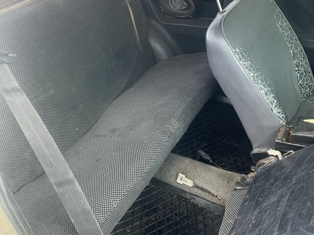 ЗАЗ 1102 Таврия-Нова 2003 в Днепре (Днепропетровске) на Automoto.ua Бежевый ЗАЗ 1102 Таврия-Нова, объемом двигателя 1.1 л и пробегом 800 тыс. км за 433 $, фото 5 на Automoto.ua