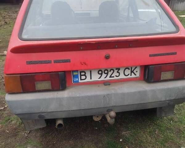 Красный ЗАЗ 1102 Таврія-Нова, объемом двигателя 1.1 л и пробегом 300 тыс. км за 668 $, фото 1 на Automoto.ua