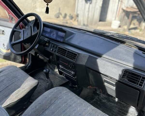 Красный ЗАЗ 1102 Таврія-Нова, объемом двигателя 1.1 л и пробегом 90 тыс. км за 450 $, фото 6 на Automoto.ua