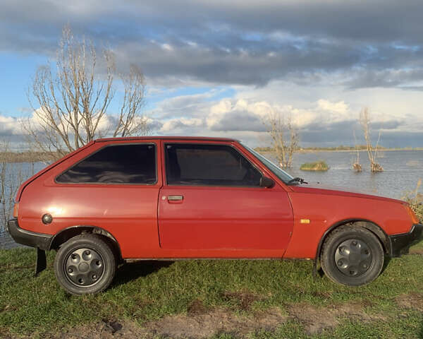 Красный ЗАЗ 1102 Таврія-Нова, объемом двигателя 1.1 л и пробегом 160 тыс. км за 800 $, фото 17 на Automoto.ua