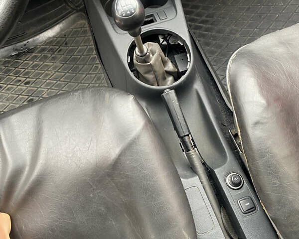 Красный ЗАЗ 1102 Таврія-Нова, объемом двигателя 1.1 л и пробегом 114 тыс. км за 1150 $, фото 7 на Automoto.ua