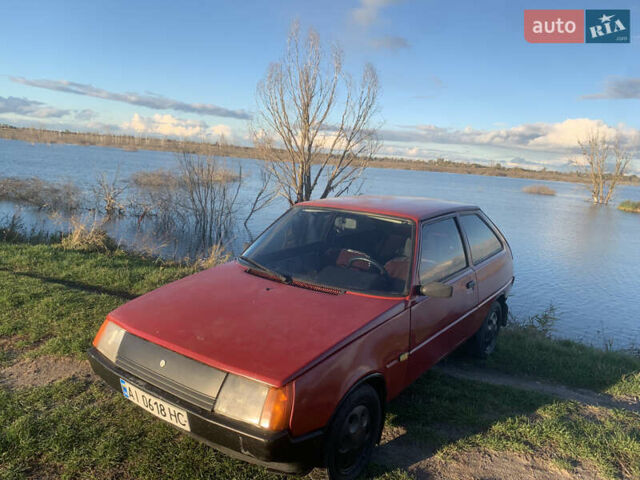 Красный ЗАЗ 1102 Таврія-Нова, объемом двигателя 1.1 л и пробегом 160 тыс. км за 800 $, фото 5 на Automoto.ua