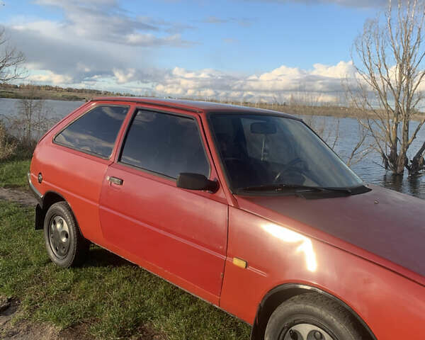 Красный ЗАЗ 1102 Таврія-Нова, объемом двигателя 1.1 л и пробегом 160 тыс. км за 800 $, фото 18 на Automoto.ua