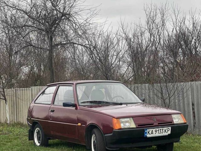 Красный ЗАЗ 1102 Таврия-Нова, объемом двигателя 1.1 л и пробегом 189 тыс. км за 952 $, фото 6 на Automoto.ua