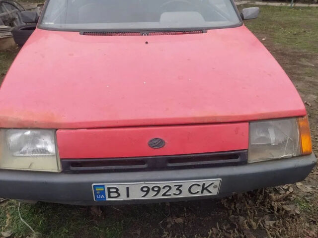 Червоний ЗАЗ 1102 Таврия-Нова, об'ємом двигуна 1.1 л та пробігом 300 тис. км за 668 $, фото 3 на Automoto.ua