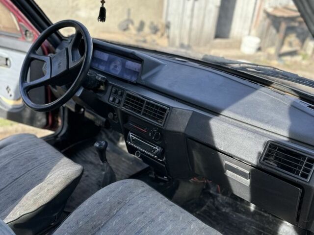 Красный ЗАЗ 1102 Таврия-Нова, объемом двигателя 1.1 л и пробегом 90 тыс. км за 450 $, фото 7 на Automoto.ua