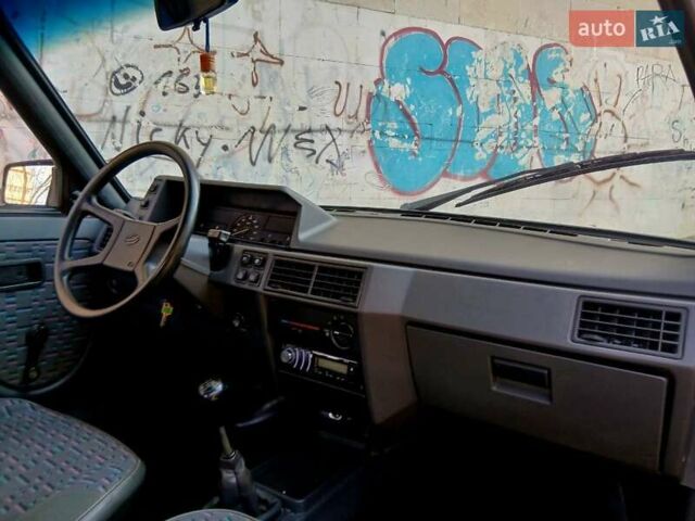 Червоний ЗАЗ 1102 Таврія-Нова, об'ємом двигуна 1.1 л та пробігом 111 тис. км за 1500 $, фото 2 на Automoto.ua