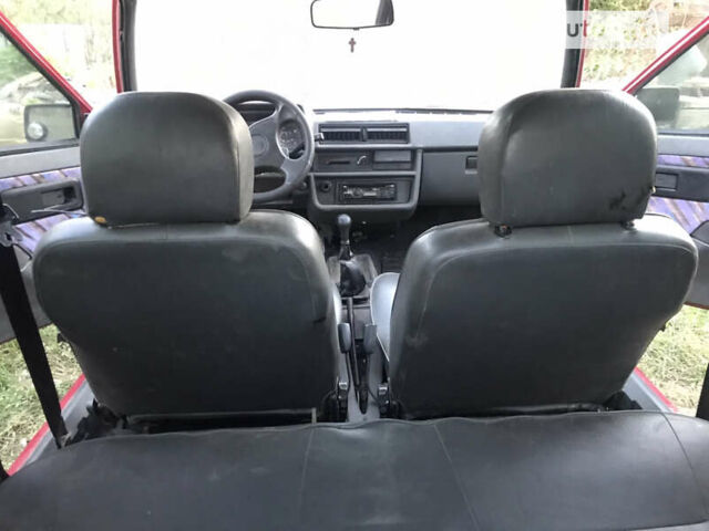 Красный ЗАЗ 1102 Таврия-Нова, объемом двигателя 1.09 л и пробегом 100 тыс. км за 700 $, фото 1 на Automoto.ua