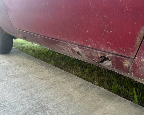 Красный ЗАЗ 1102 Таврія-Нова, объемом двигателя 1.09 л и пробегом 68 тыс. км за 550 $, фото 10 на Automoto.ua