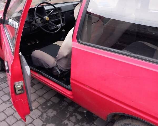 Красный ЗАЗ 1102 Таврия-Нова, объемом двигателя 0 л и пробегом 137 тыс. км за 599 $, фото 2 на Automoto.ua