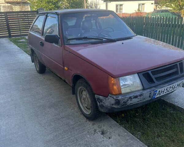 Красный ЗАЗ 1102 Таврія-Нова, объемом двигателя 1.09 л и пробегом 68 тыс. км за 550 $, фото 1 на Automoto.ua