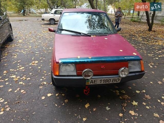 Красный ЗАЗ 1102 Таврія-Нова, объемом двигателя 1.1 л и пробегом 70 тыс. км за 832 $, фото 1 на Automoto.ua