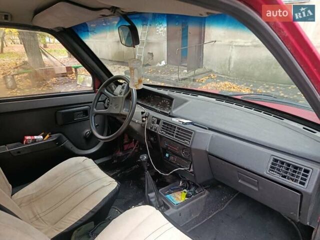 Красный ЗАЗ 1102 Таврія-Нова, объемом двигателя 1.1 л и пробегом 70 тыс. км за 832 $, фото 6 на Automoto.ua