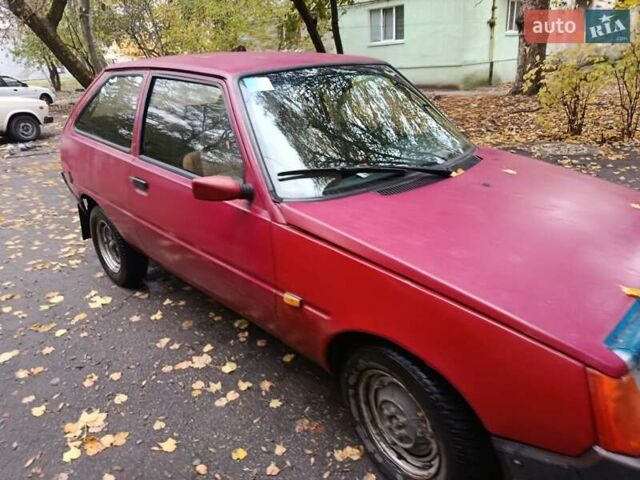 Красный ЗАЗ 1102 Таврія-Нова, объемом двигателя 1.1 л и пробегом 70 тыс. км за 832 $, фото 3 на Automoto.ua