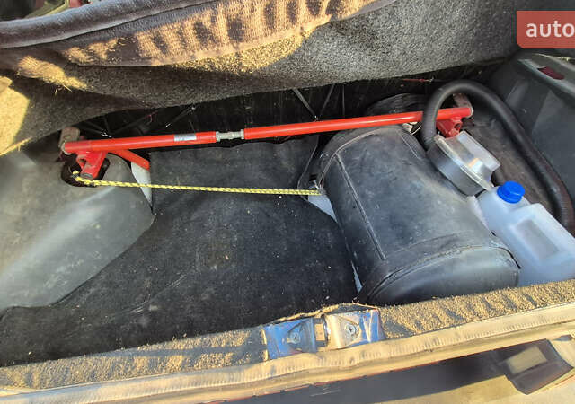 Красный ЗАЗ 1102 Таврія-Нова, объемом двигателя 1.2 л и пробегом 269 тыс. км за 1000 $, фото 17 на Automoto.ua