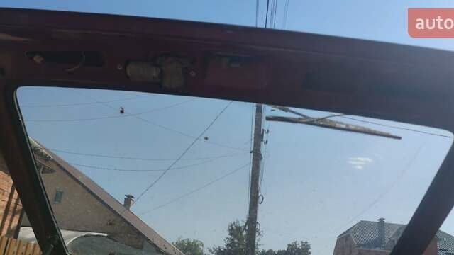 Красный ЗАЗ 1102 Таврия-Нова, объемом двигателя 1.2 л и пробегом 188 тыс. км за 650 $, фото 10 на Automoto.ua