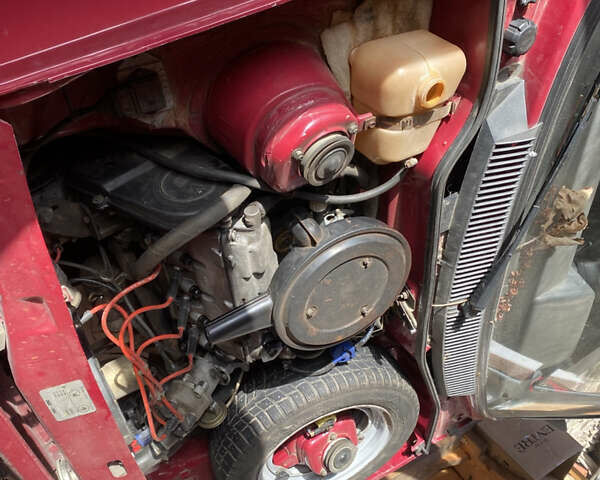 Красный ЗАЗ 1102 Таврія-Нова, объемом двигателя 1.2 л и пробегом 140 тыс. км за 999 $, фото 8 на Automoto.ua