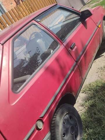 Красный ЗАЗ 1102 Таврия-Нова, объемом двигателя 1.2 л и пробегом 188 тыс. км за 650 $, фото 2 на Automoto.ua