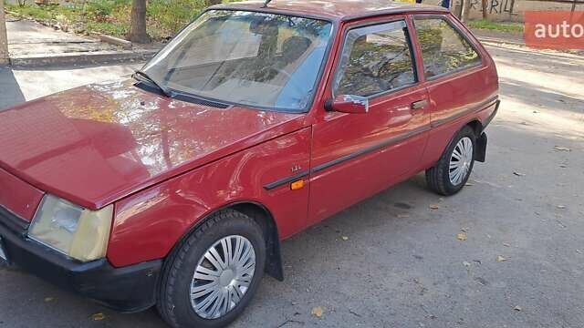 Красный ЗАЗ 1102 Таврія-Нова, объемом двигателя 1.2 л и пробегом 159 тыс. км за 1200 $, фото 2 на Automoto.ua