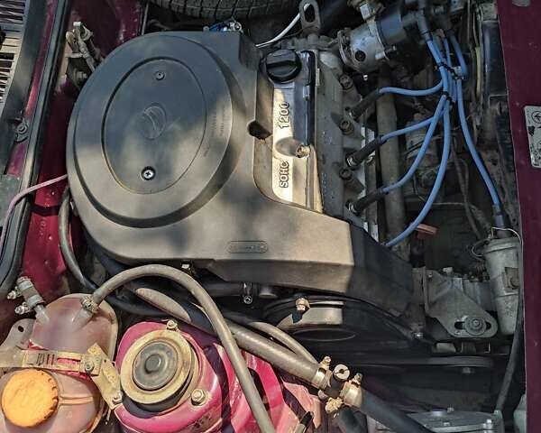 Красный ЗАЗ 1102 Таврія-Нова, объемом двигателя 1.2 л и пробегом 146 тыс. км за 1800 $, фото 7 на Automoto.ua