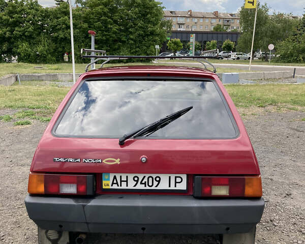 Красный ЗАЗ 1102 Таврия-Нова, объемом двигателя 1.2 л и пробегом 25 тыс. км за 2000 $, фото 4 на Automoto.ua