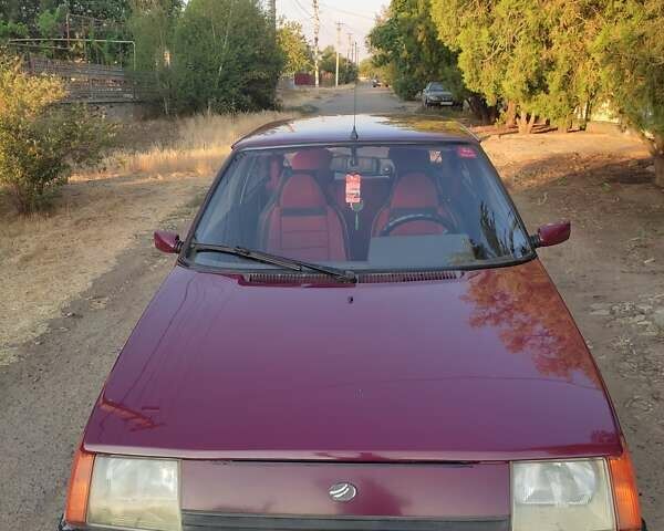 Красный ЗАЗ 1102 Таврія-Нова, объемом двигателя 1.2 л и пробегом 146 тыс. км за 1800 $, фото 6 на Automoto.ua