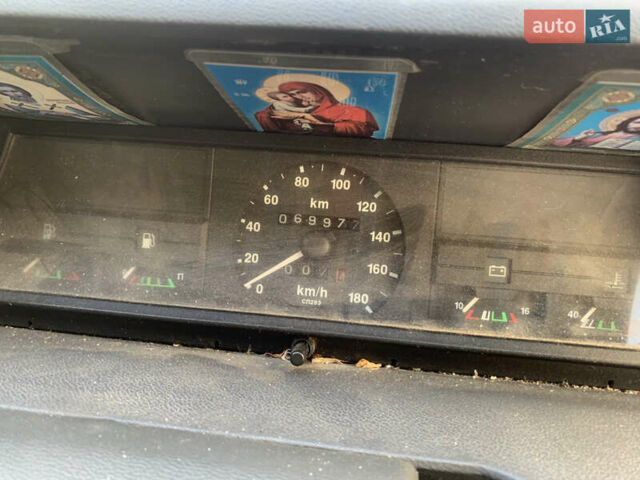 Красный ЗАЗ 1102 Таврія-Нова, объемом двигателя 1.2 л и пробегом 699 тыс. км за 1000 $, фото 6 на Automoto.ua