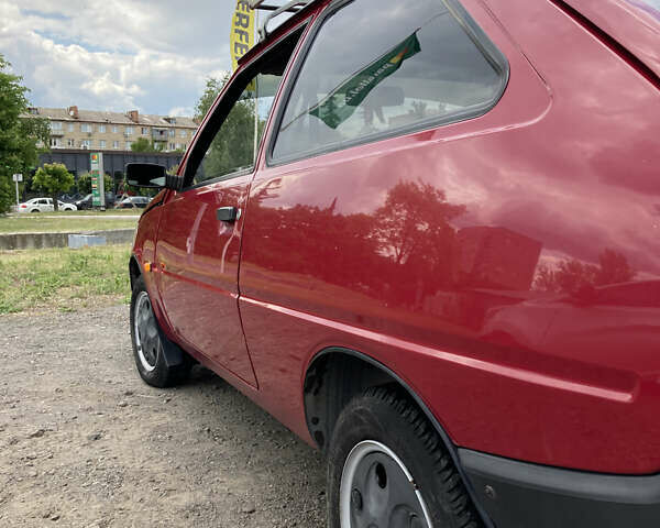 Красный ЗАЗ 1102 Таврия-Нова, объемом двигателя 1.2 л и пробегом 25 тыс. км за 2000 $, фото 3 на Automoto.ua