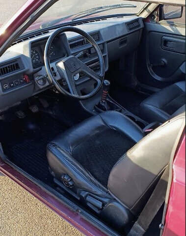 Красный ЗАЗ 1102 Таврія-Нова, объемом двигателя 1.09 л и пробегом 168 тыс. км за 1200 $, фото 4 на Automoto.ua