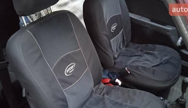 Красный ЗАЗ 1102 Таврія-Нова, объемом двигателя 1.09 л и пробегом 157 тыс. км за 858 $, фото 2 на Automoto.ua