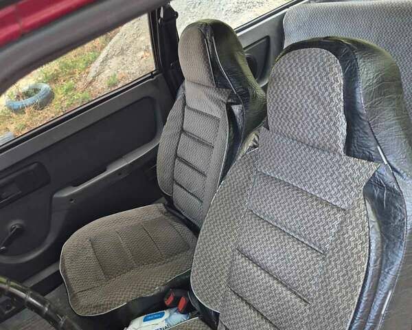 Красный ЗАЗ 1102 Таврія-Нова, объемом двигателя 1.2 л и пробегом 140 тыс. км за 999 $, фото 5 на Automoto.ua