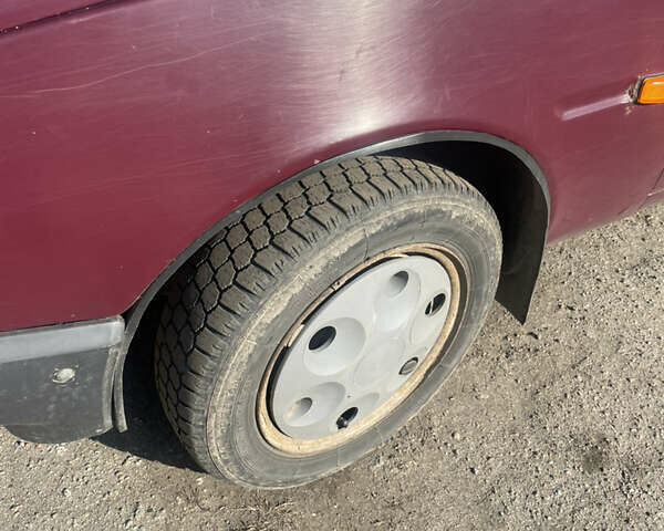 Красный ЗАЗ 1102 Таврія-Нова, объемом двигателя 1.1 л и пробегом 250 тыс. км за 650 $, фото 3 на Automoto.ua